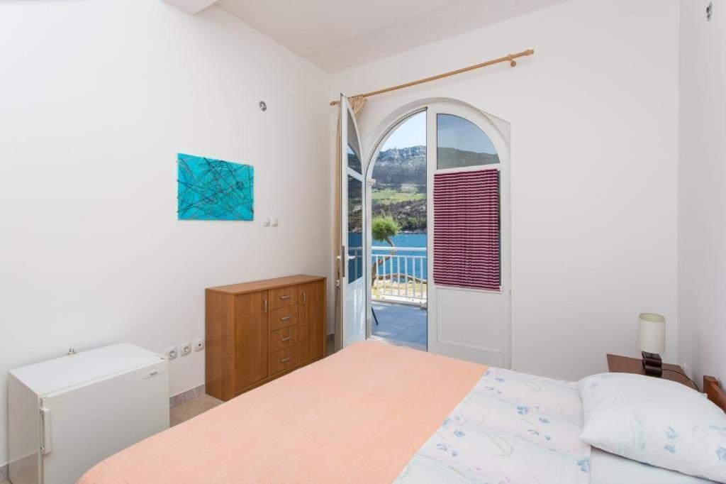 Apartments Bezek Trstenik  Eksteriør billede