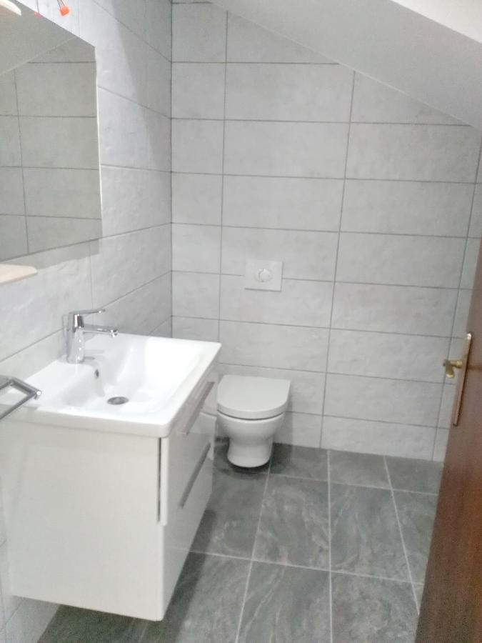 Apartments Bezek Trstenik  Eksteriør billede