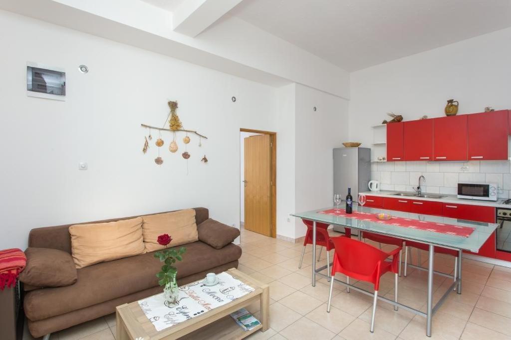 Apartments Bezek Trstenik  Eksteriør billede